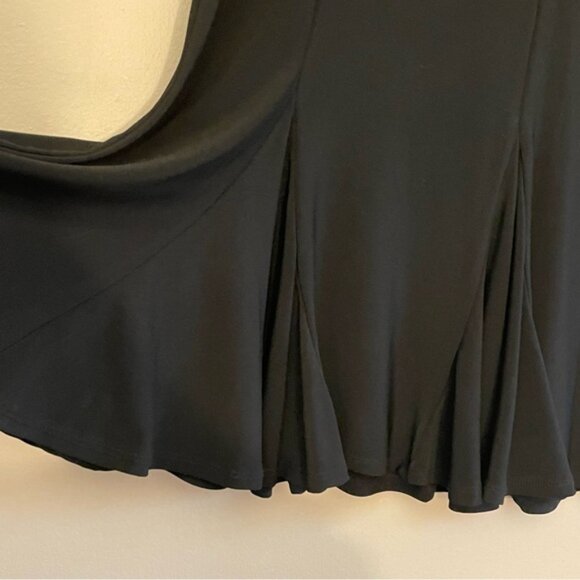 Vintage 90s Black A-Line Flared Skirt with Buckle Accent - Picture 6 of 10